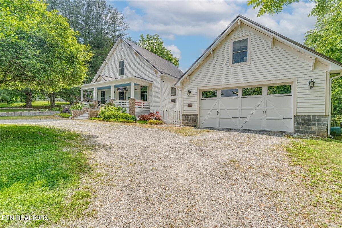 1029 Providence Rd