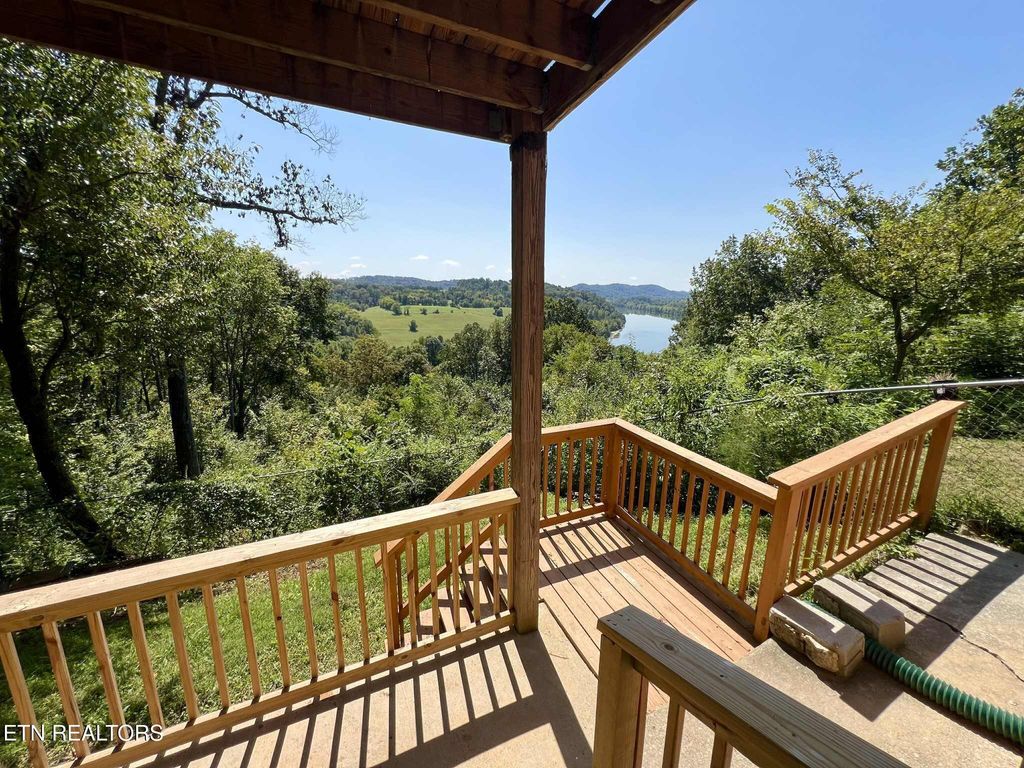 Photo of 191 Hudson Lane #B, Clinton, TN 37716 (MLS # 1315035)