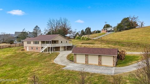 Photo of 2515 Lakeshore Rd, Bean Station, TN 37708 (MLS # 1323715)