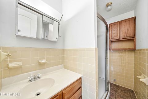 Tiny photo for 2515 Lakeshore Rd, Bean Station, TN 37708 (MLS # 1323715)