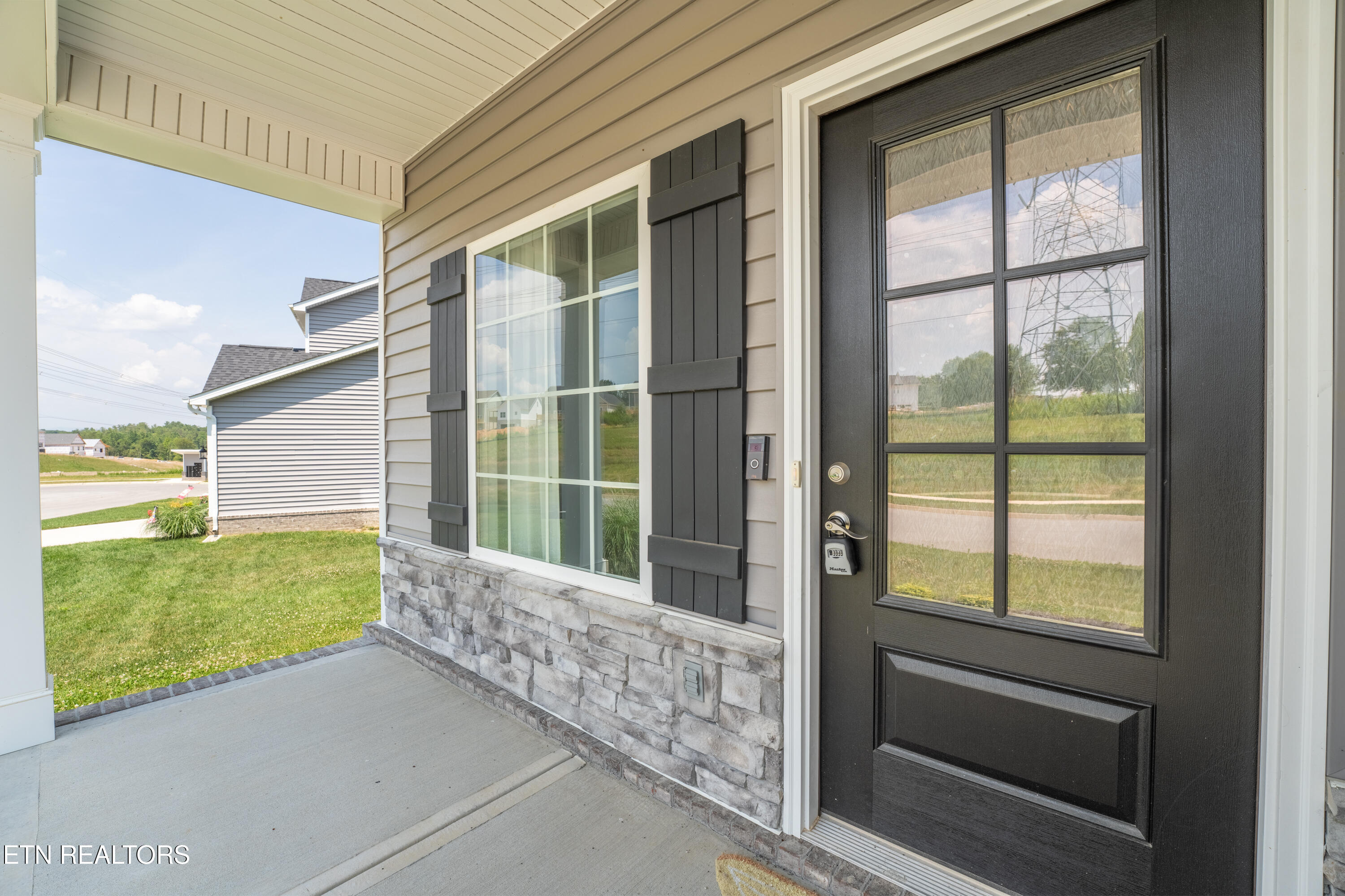 119 E Fortenberry St