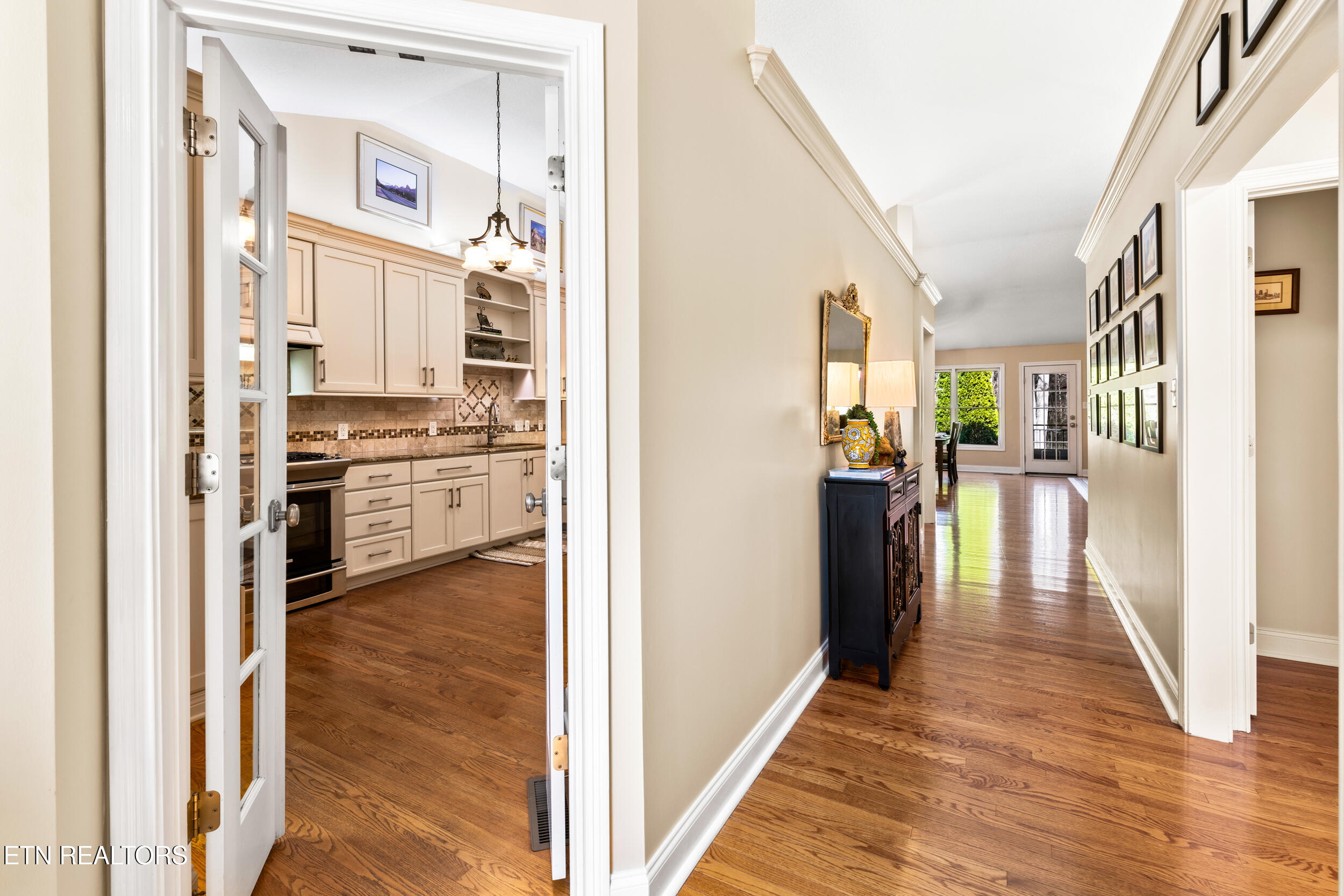 270 Valleyview Drive