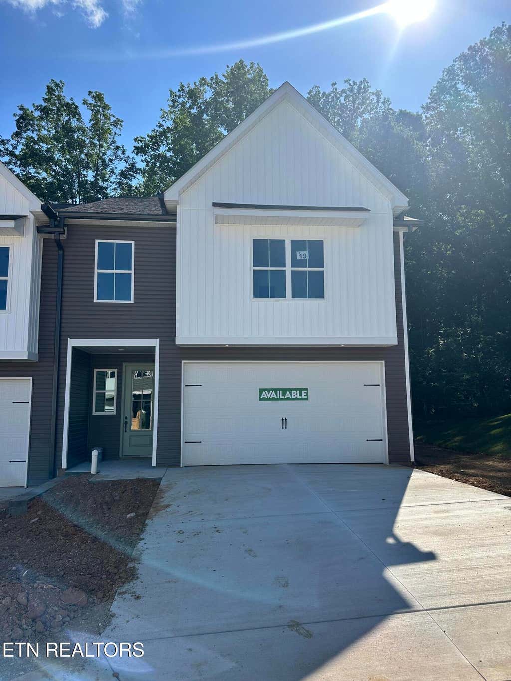 Photo of 1641 Lateglow Way, Knoxville, TN 37931 (MLS # 1344551)