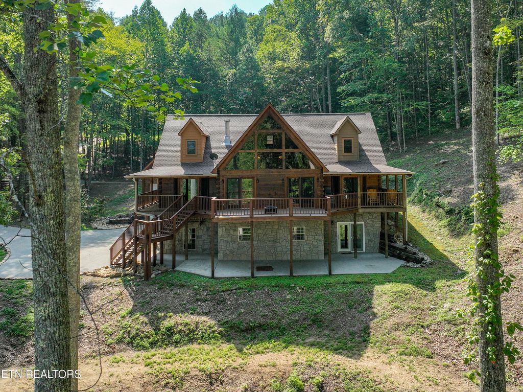 Photo of 156 Fence Rail Gap Rd Rd, Walland, TN 37886 (MLS # 1248143)