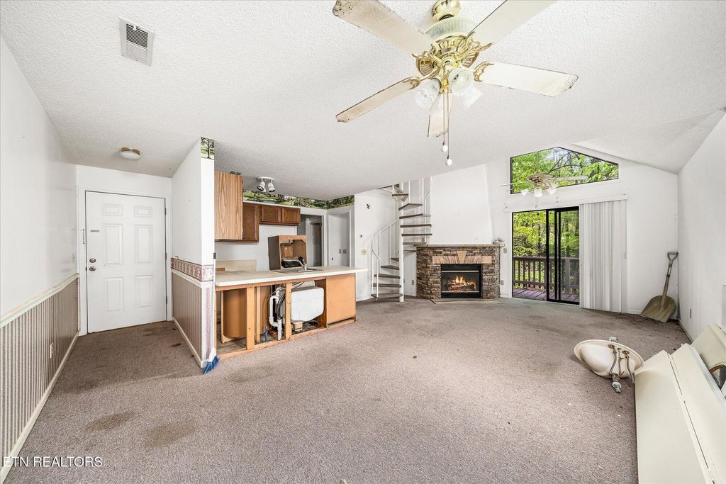 Photo of 281 Moytoy Rd #204, Crab Orchard, TN 37723 (MLS # 1302064)