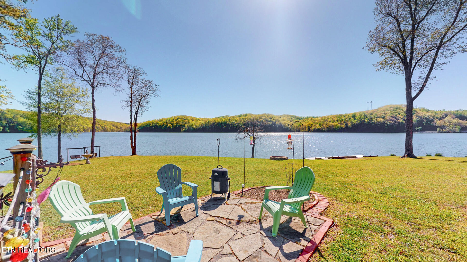 175 Kingfisher Rd