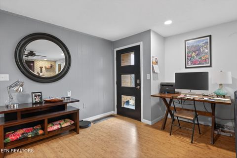 Tiny photo for 308 Sanford Ave, Clinton, TN 37716 (MLS # 1326292)