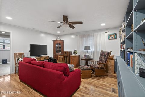 Tiny photo for 308 Sanford Ave, Clinton, TN 37716 (MLS # 1326292)