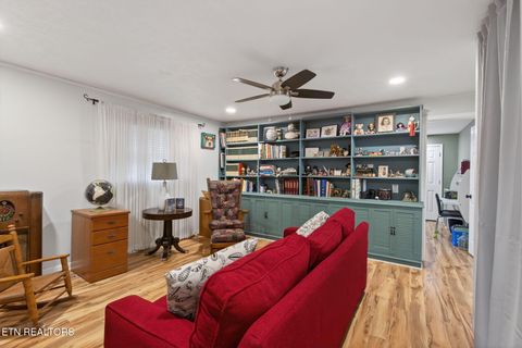 Tiny photo for 308 Sanford Ave, Clinton, TN 37716 (MLS # 1326292)