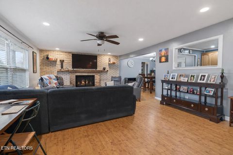 Tiny photo for 308 Sanford Ave, Clinton, TN 37716 (MLS # 1326292)