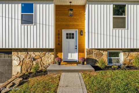 Tiny photo for 10016 Branchview Drive, Knoxville, TN 37932 (MLS # 1360303)