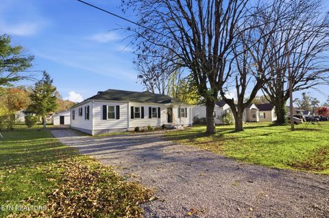 311 Alabama Ave Clinton TN 37716