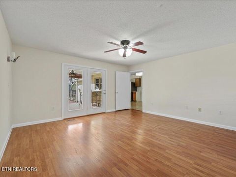 Tiny photo for 818 Rosedale Ave, Kingston, TN 37763 (MLS # 1325782)