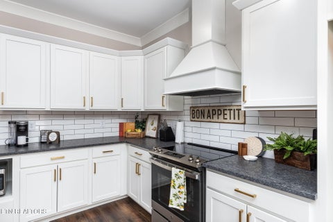 Tiny photo for 7153 Running Deer Rd #LOT 100, Knoxville, TN 37920 (MLS # 1354636)