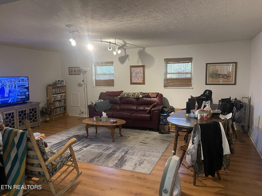 Photo of 1239 Dossett St, Athens, TN 37303 (MLS # 1337031)