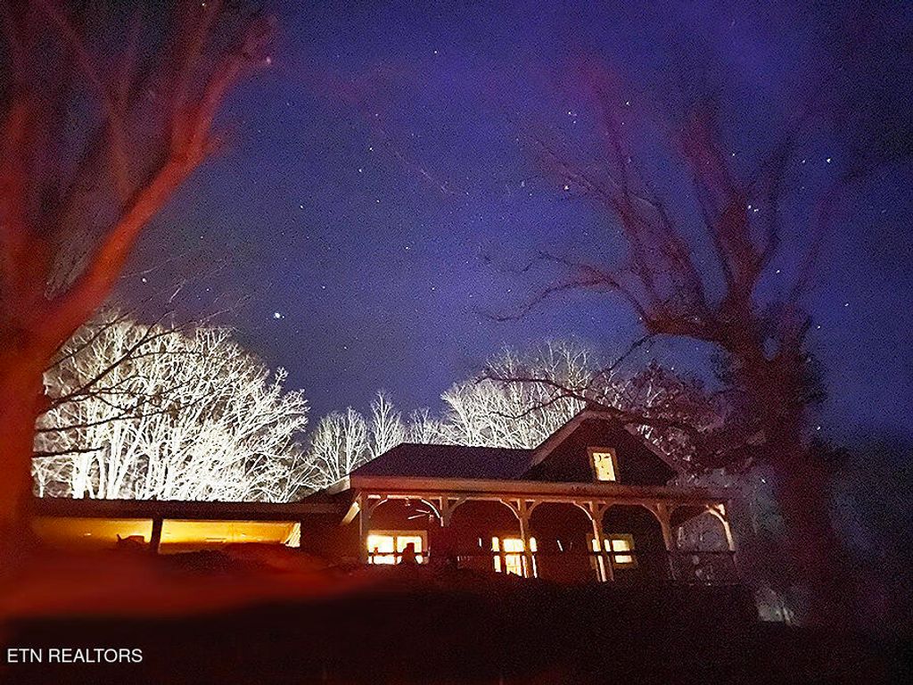 Photo of 223 Frontier Rd, Sweetwater, TN 37874 (MLS # 1324644)