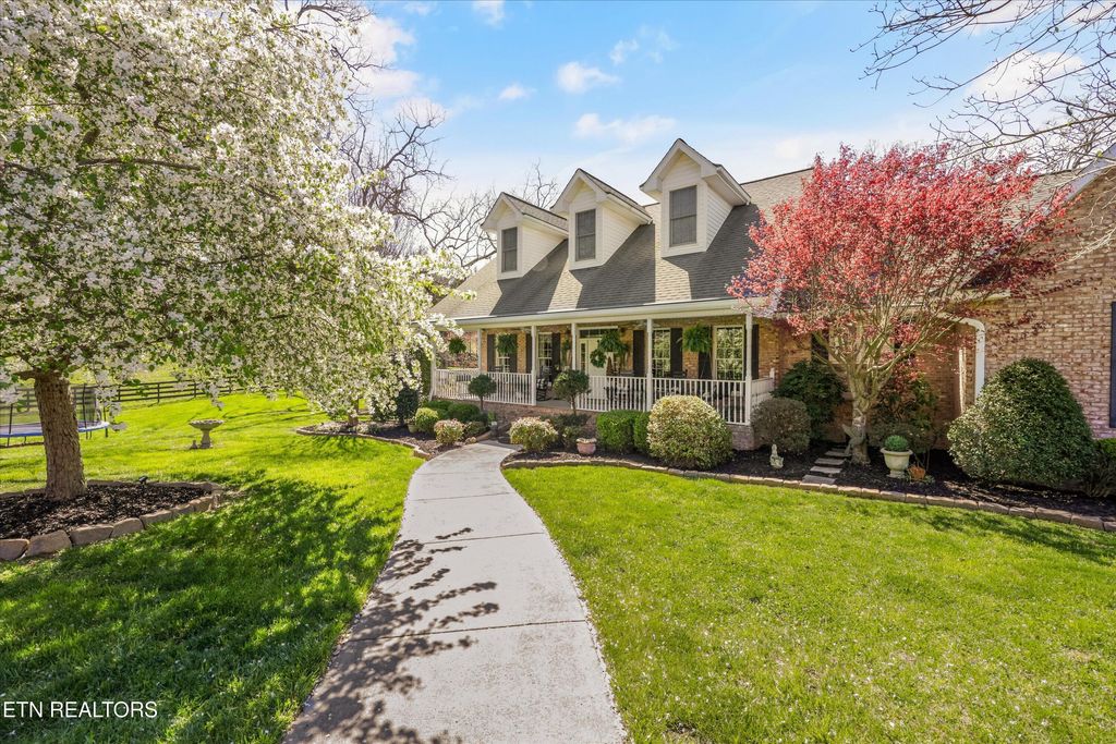 Photo of 145 Walker Court, New Tazewell, TN 37825 (MLS # 1334608)