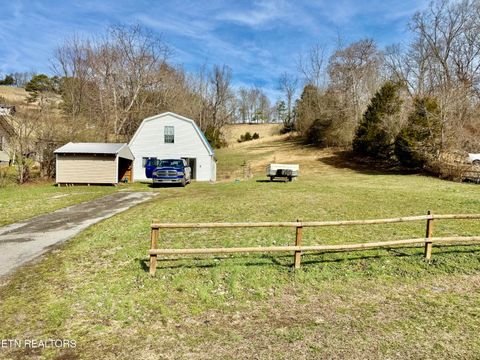 Photo of 2218 Clouds Rd, New Tazewell, TN 37825 (MLS # 1330318)