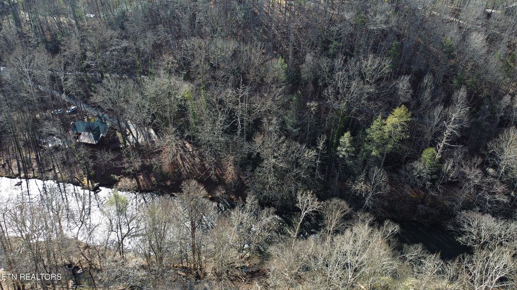 Photo of Twin Pines Way, Sevierville, TN 37876 (MLS # 1334808)