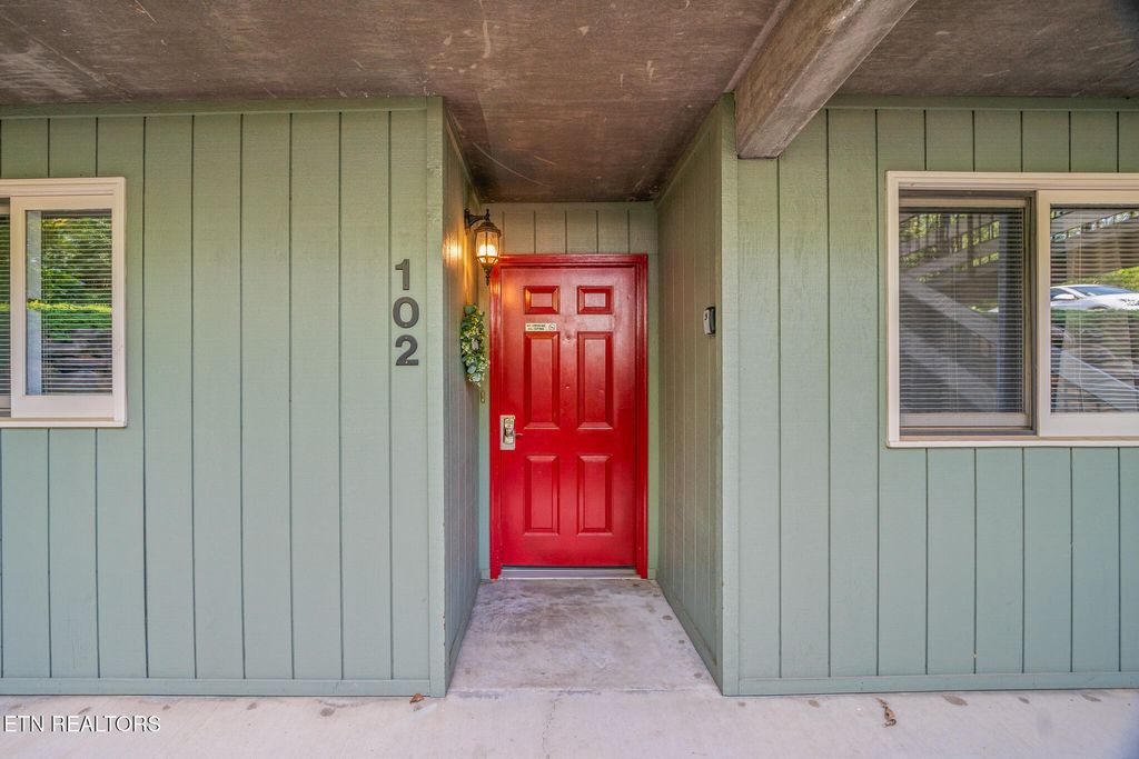 Photo of 526 Briarcliff Way #APT 102, Pigeon Forge, TN 37863 (MLS # 1307564)