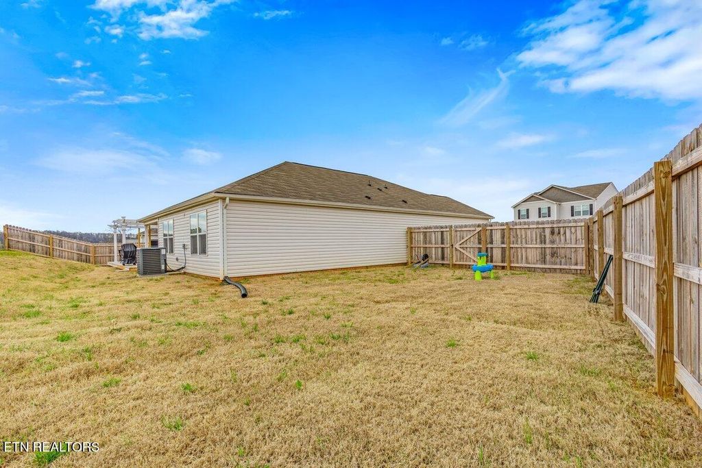 Photo of 176 Crescent Circle, Niota, TN 37826 (MLS # 1334088)