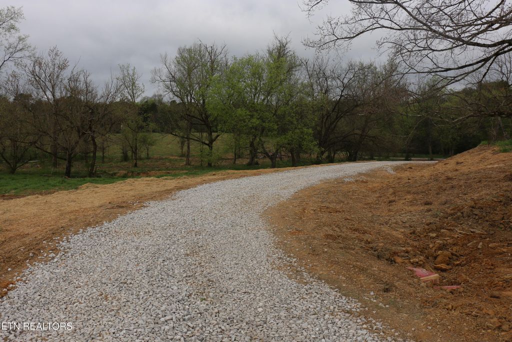 Photo of 1062 Campground Rd, Madisonville, TN 37354 (MLS # 1332396)
