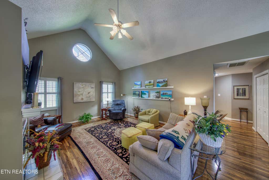 Photo of 3433 Laurel View Rd, Knoxville, TN 37917 (MLS # 1352993)