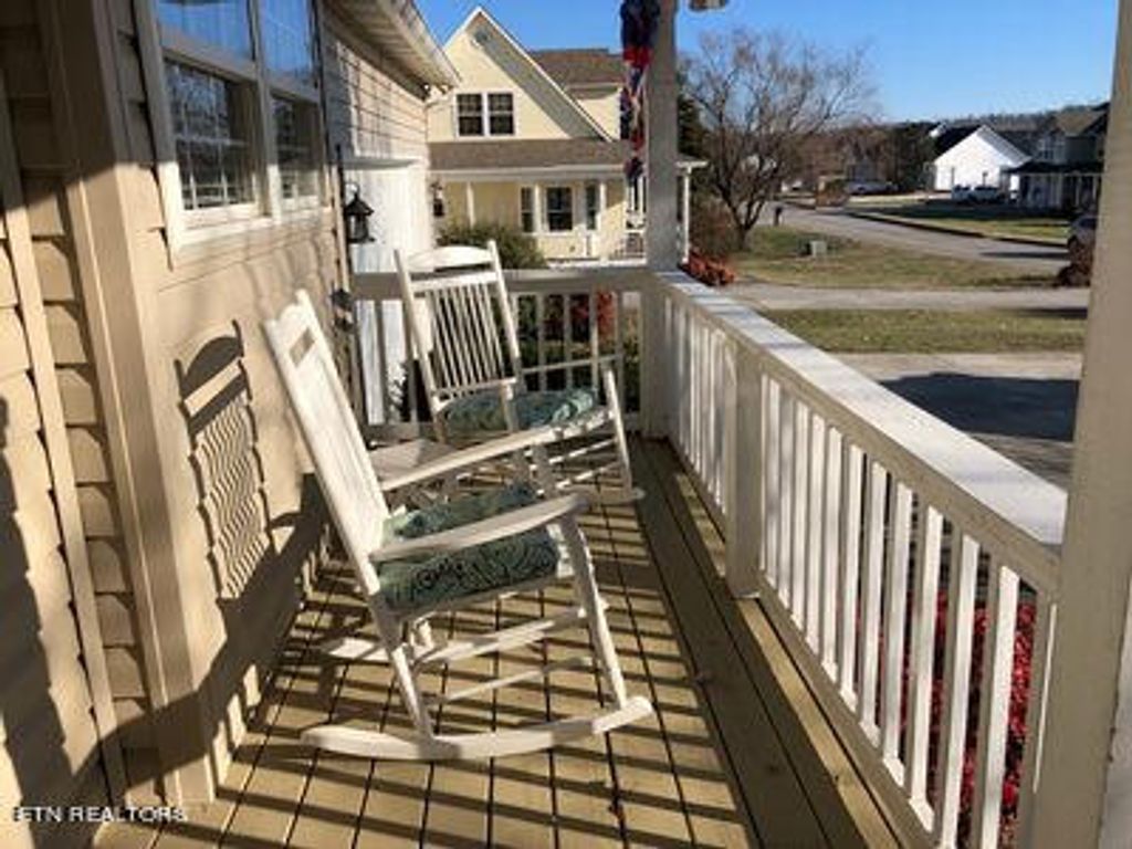 Photo of 2846 Rhett Butler Drive, Louisville, TN 37777 (MLS # 1253135)