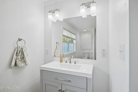 Tiny photo for 1050 Lawnville Rd, Kingston, TN 37763 (MLS # 1335479)