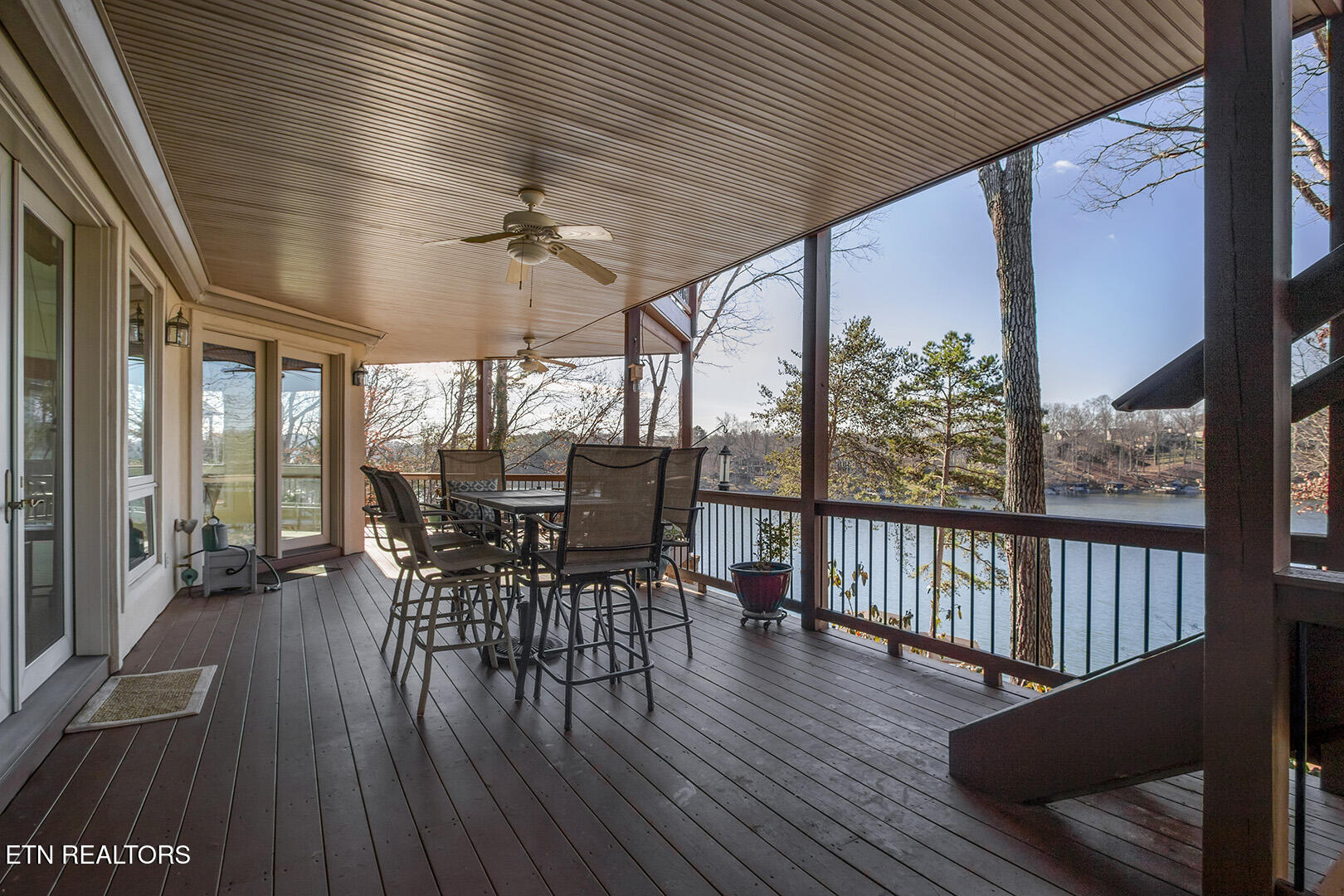 Loudon, Tennessee, 37774, United States, 4 Bedrooms Bedrooms, ,5 BathroomsBathrooms,Residential,Active,2015473