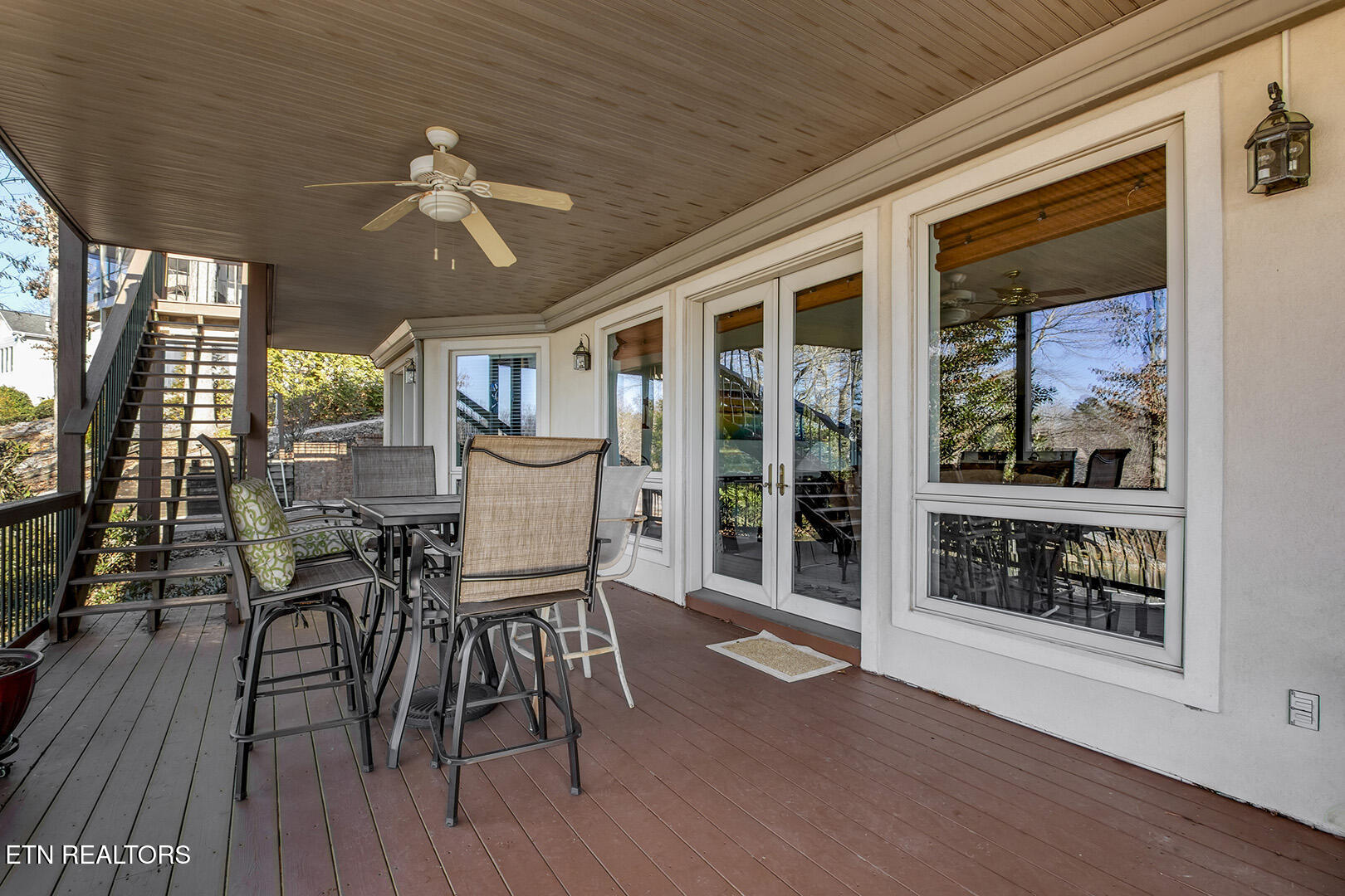 Loudon, Tennessee, 37774, United States, 4 Bedrooms Bedrooms, ,5 BathroomsBathrooms,Residential,Active,2015473