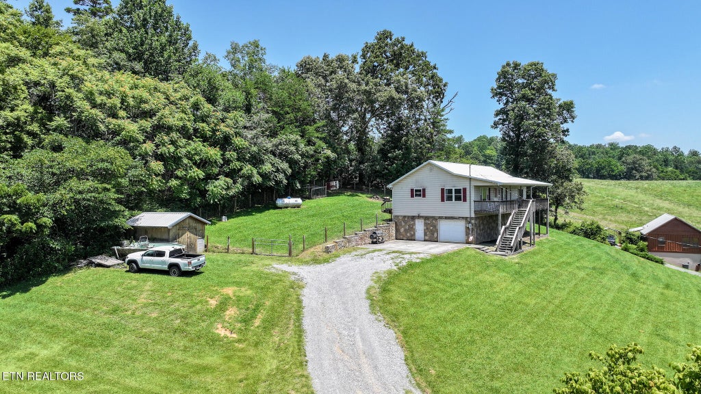 Photo of 1800 Mountain Ridge Rd, Newport, TN 37821 (MLS # 1347149)