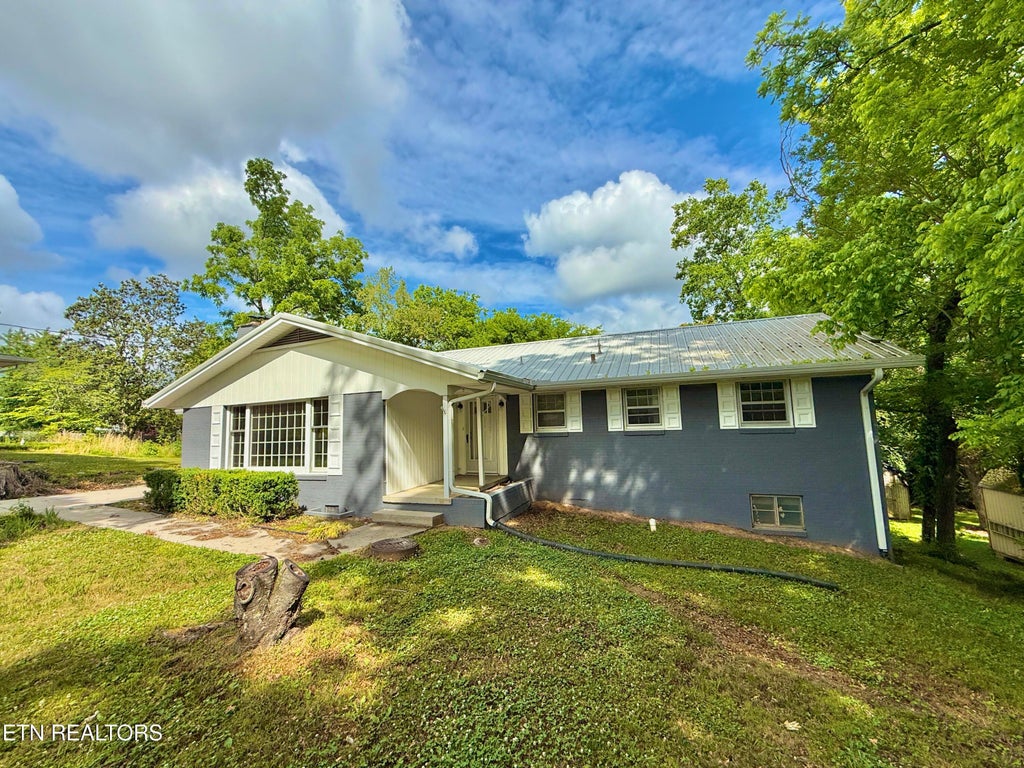 Photo of 238 N Tulane Ave, Oak Ridge, TN 37830 (MLS # 1342364)