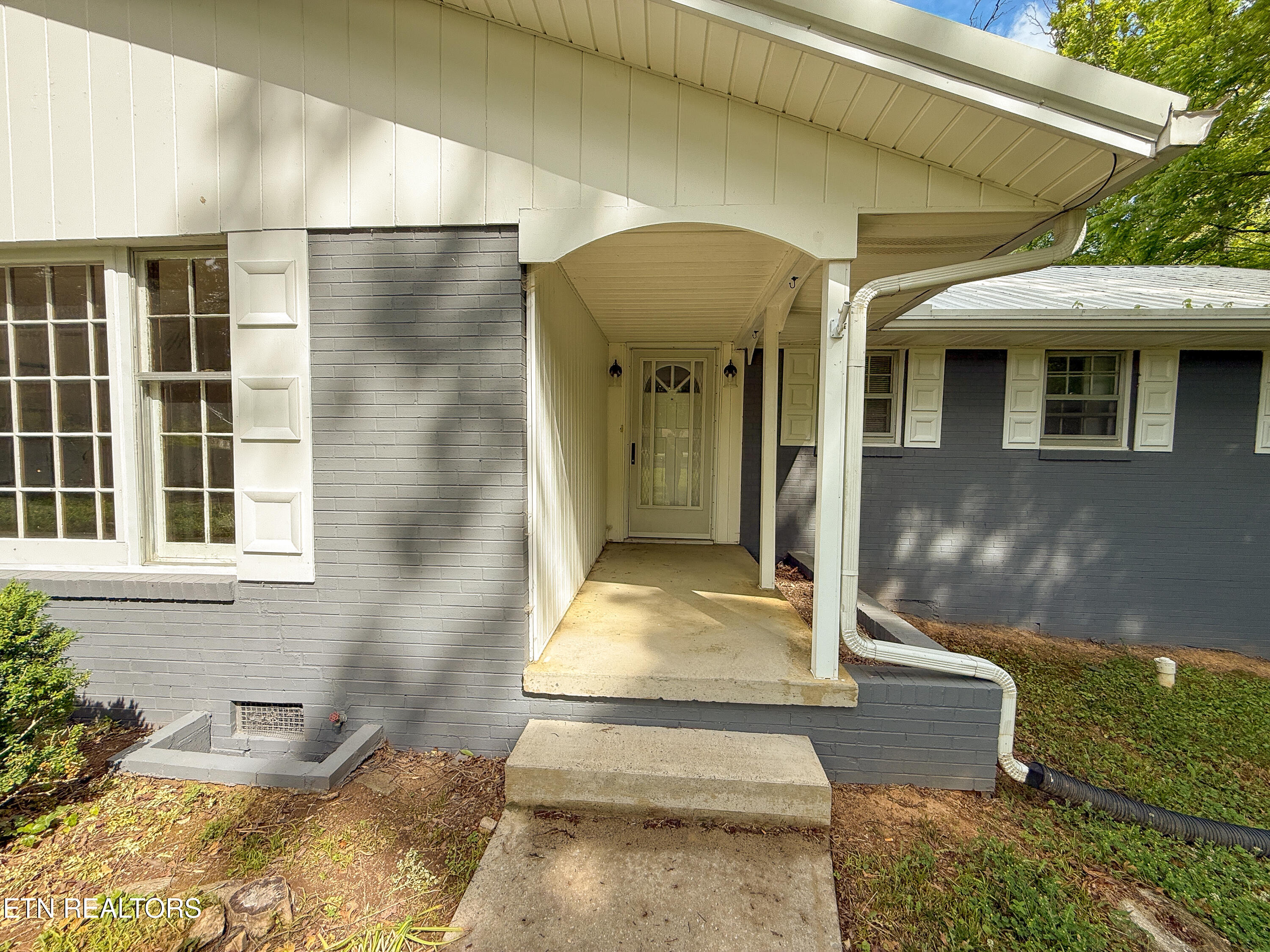 238 N Tulane Ave