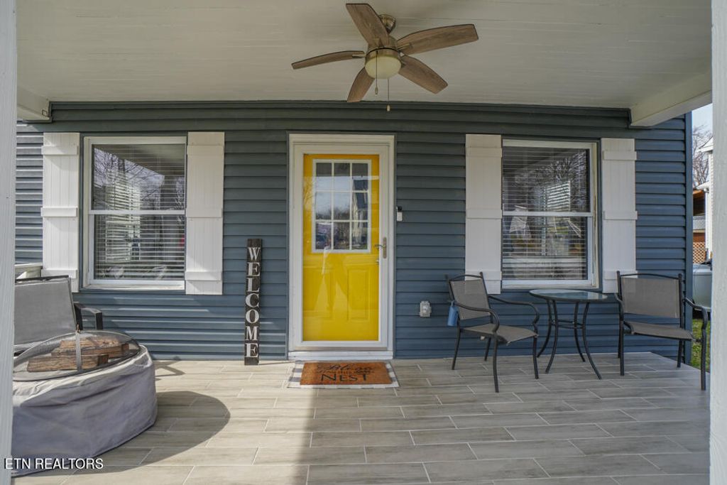 Photo of 1625 Maury St, Alcoa, TN 37701 (MLS # 1254855)