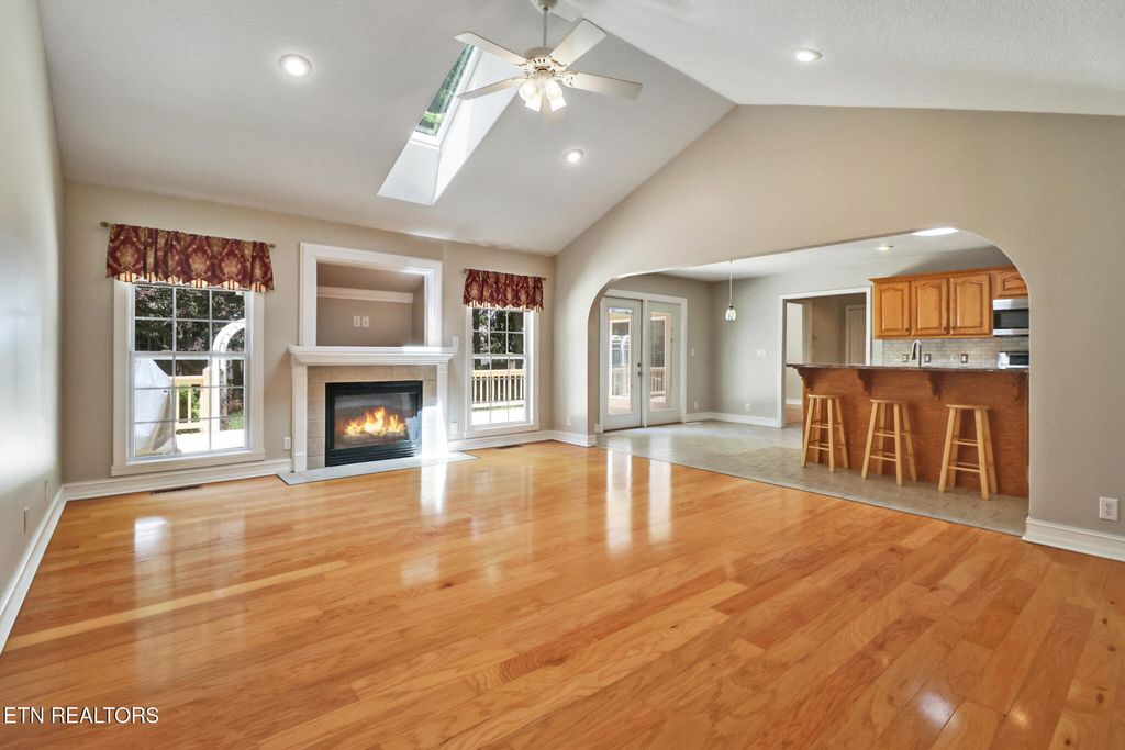 Photo of 13 Lechmere Terrace, Crossville, TN 38558 (MLS # 1308016)