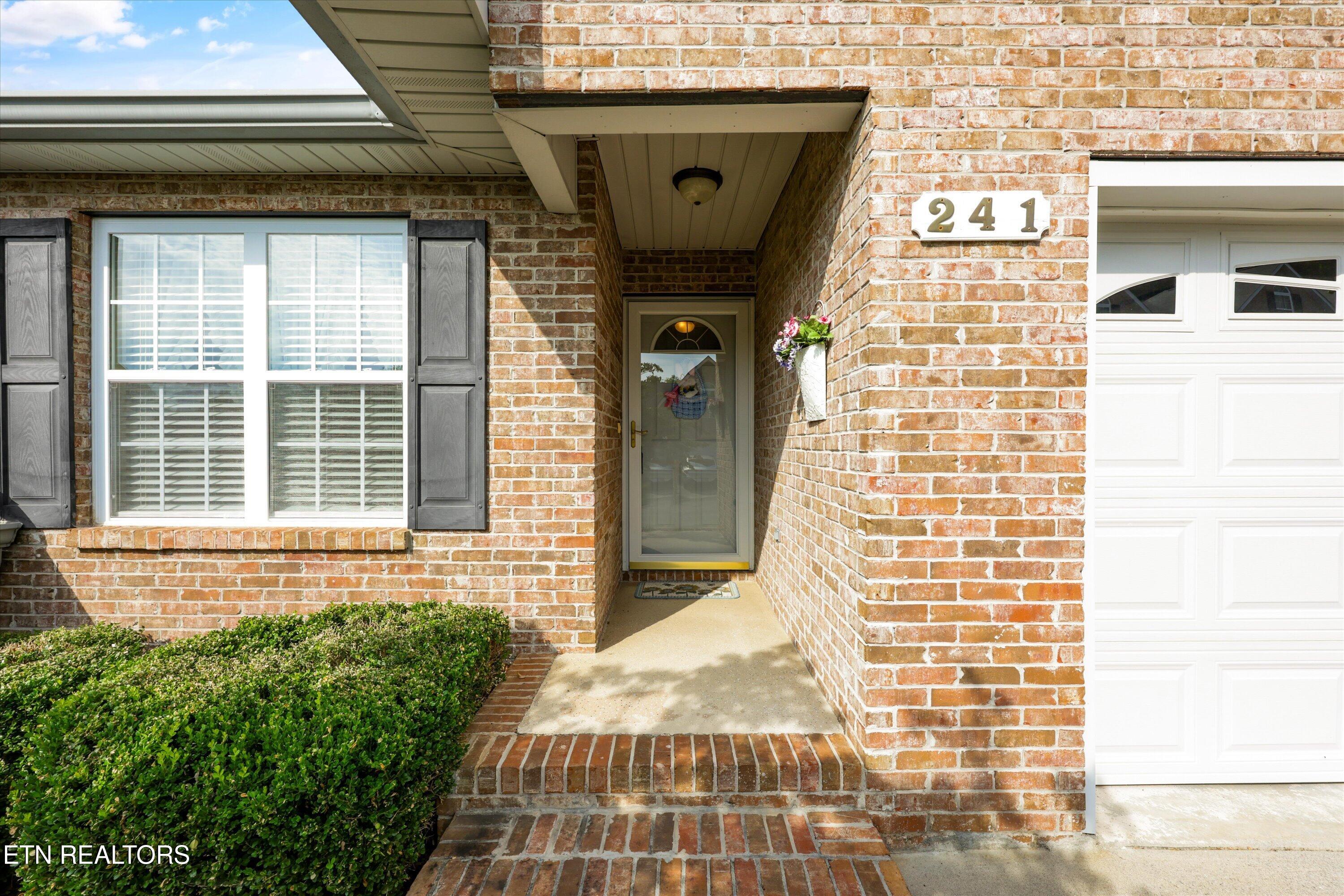 241 El Grande Lane