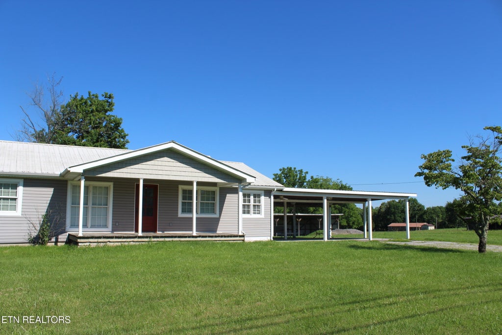Photo of 4720 S York Highway Hwy, Jamestown, TN 38556 (MLS # 1343597)