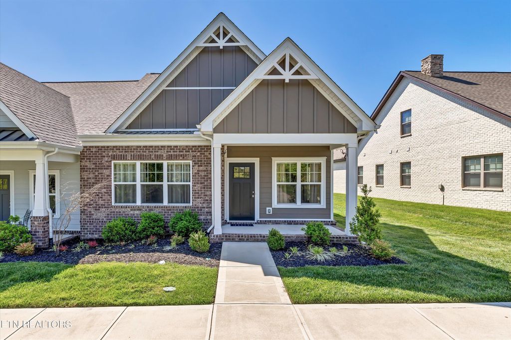 Photo of 12629 Needlepoint Drive, Farragut, TN 37934 (MLS # 1261890)