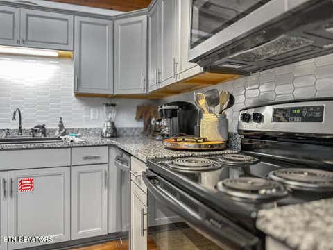 Tiny photo for 887 Holly Branch Rd, Gatlinburg, TN 37738 (MLS # 1343316)