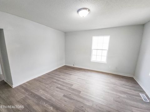 Tiny photo for 1619 Worth St, Knoxville, TN 37917 (MLS # 1328443)