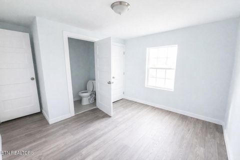 Tiny photo for 1619 Worth St, Knoxville, TN 37917 (MLS # 1328443)