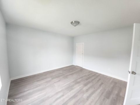 Tiny photo for 1619 Worth St, Knoxville, TN 37917 (MLS # 1328443)