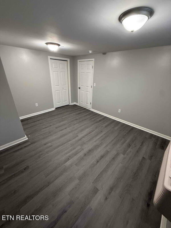 712 Lamont St 1-13