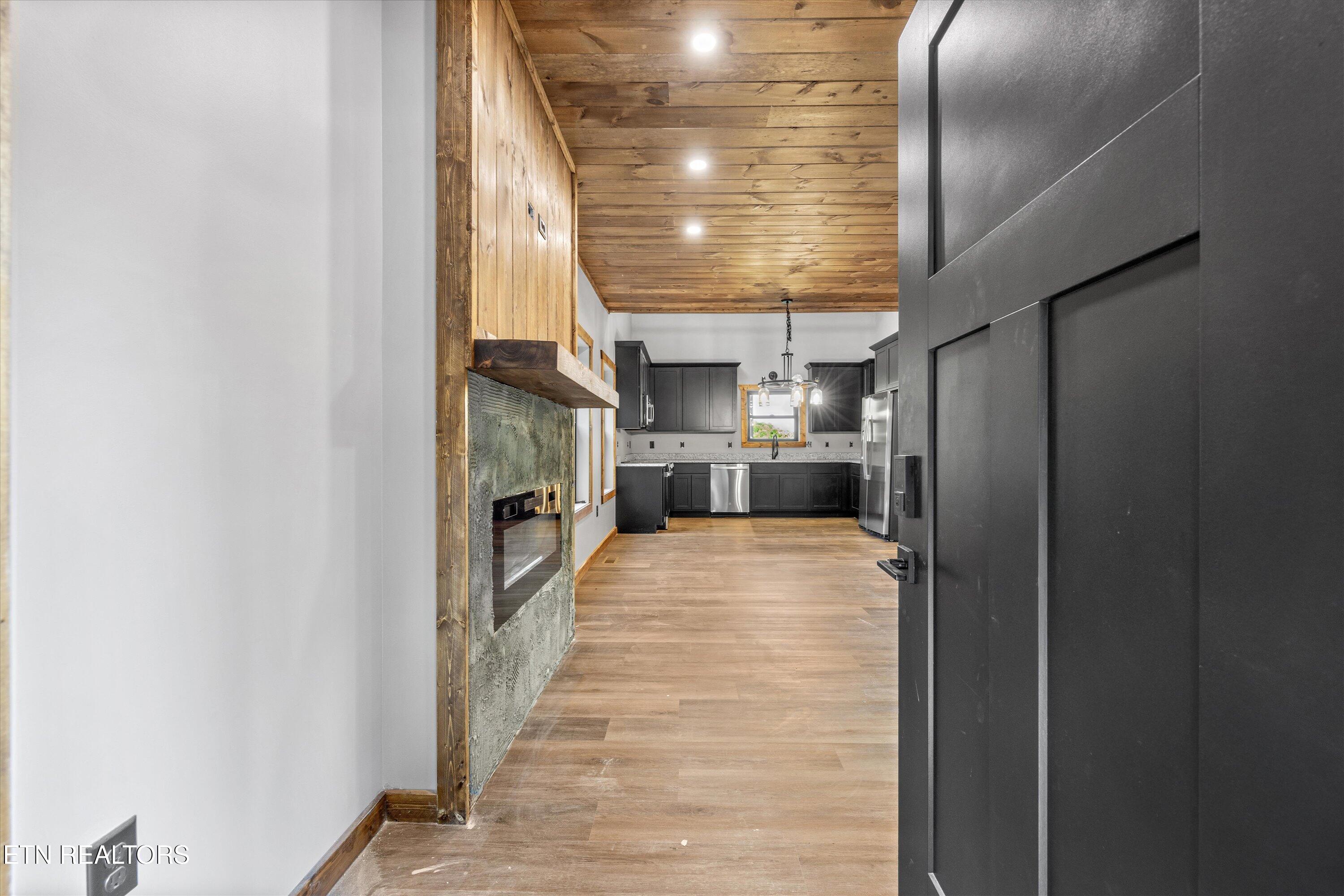 3414 Sugar Maple Loop Rd