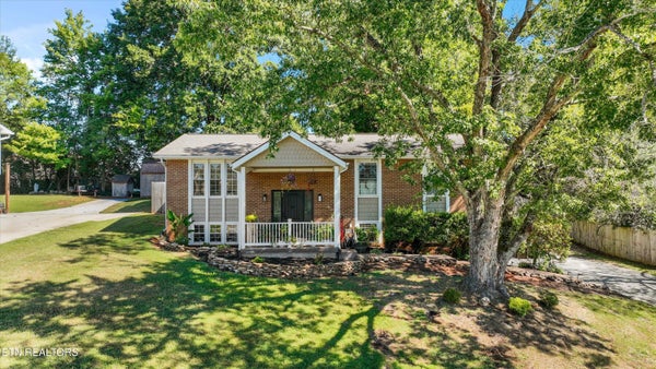7519 S WHISPERING OAK CIR, POWELL, TN 37849 - Image a34fbd081c145be0cea72a98da97f084/2951167176