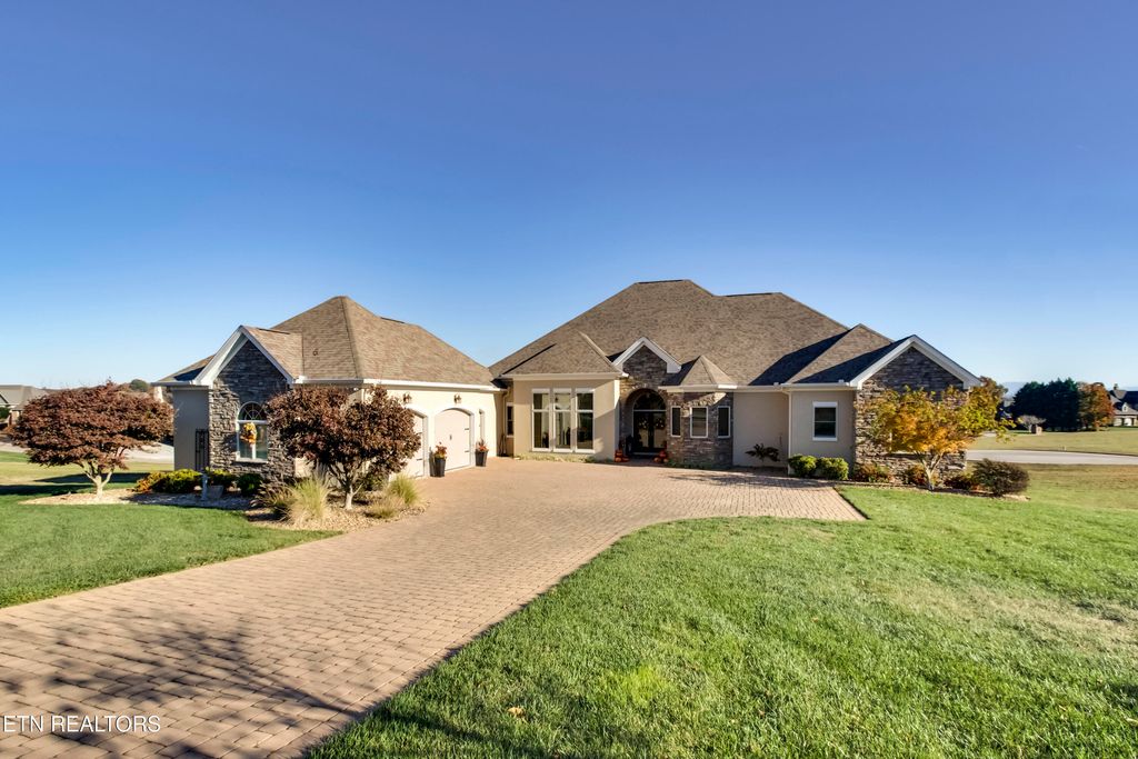 Photo of 524 Rarity Bay Pkwy, Vonore, TN 37885 (MLS # 1297394)