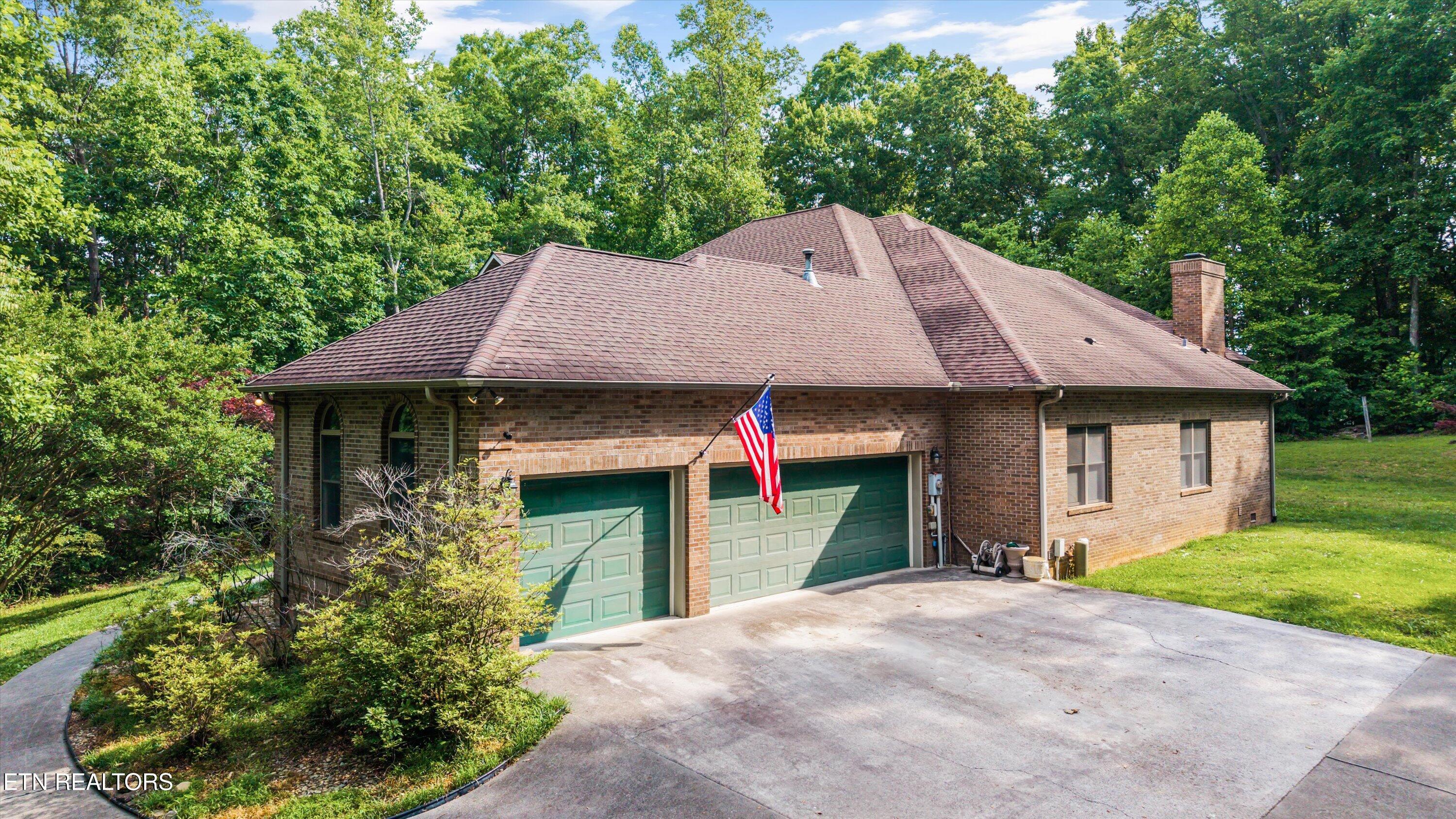 111 Stone Ridge Drive