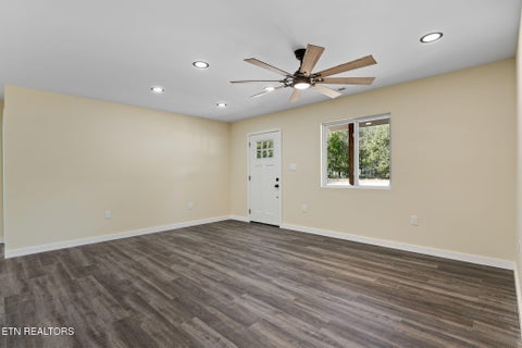 Tiny photo for 119 Bradys Way, Harriman, TN 37748 (MLS # 1359742)