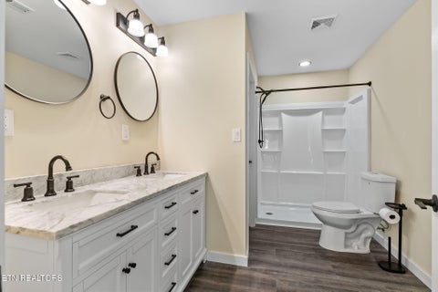 Tiny photo for 119 Bradys Way, Harriman, TN 37748 (MLS # 1359742)
